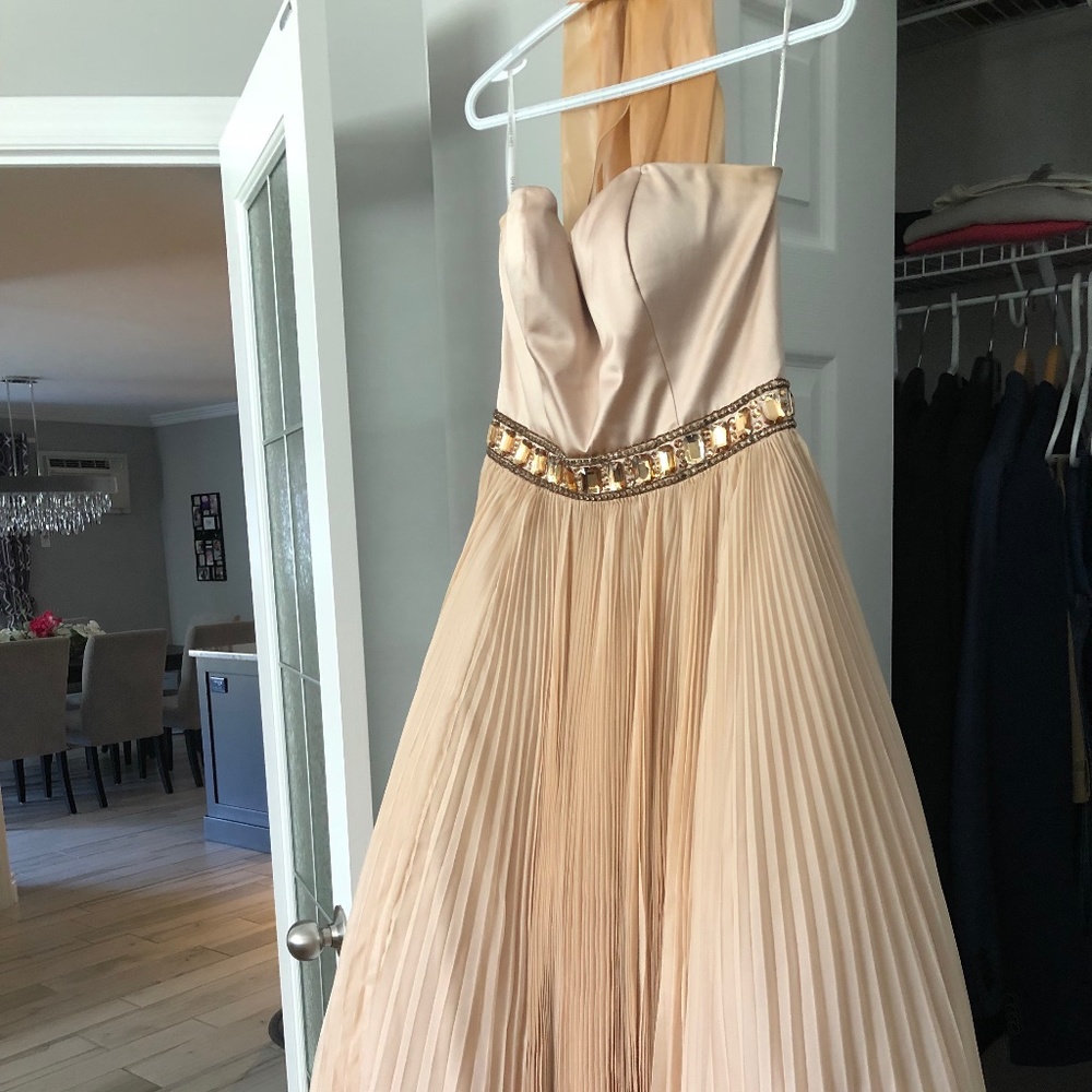 Evening dress by Sheryl hill size 10